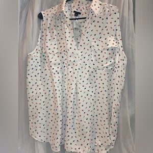 White Ann Taylor Sleeveless Blouse with Flowers
